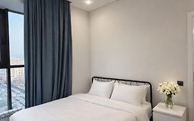 Кристалл Elite Apartments рядом с ТРЦ АДК